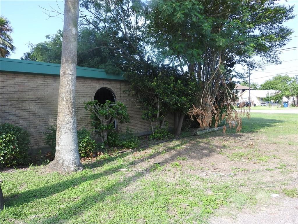 2667 Main St, Ingleside, TX 78362